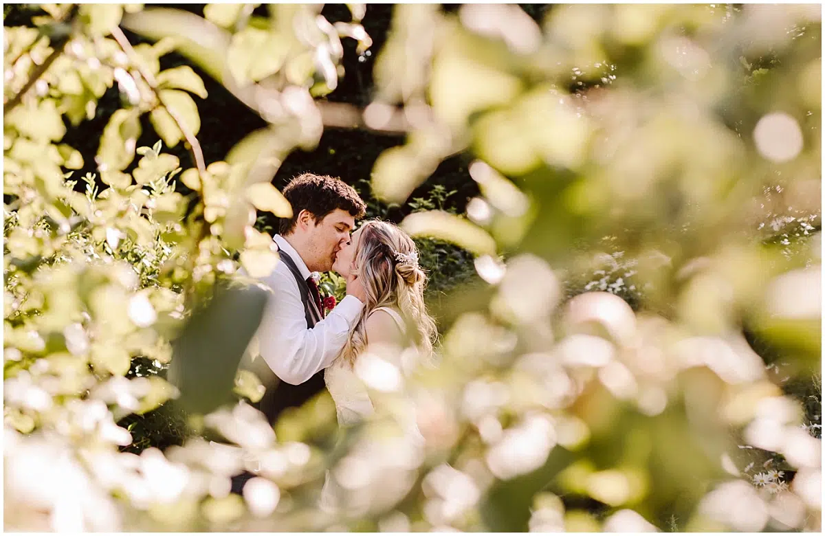 lookout lodge wedding in snohomish wa