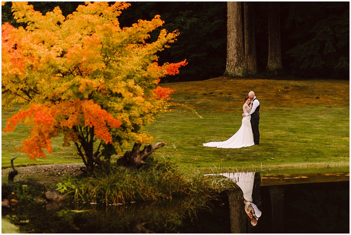 natures connection wedding in the fall