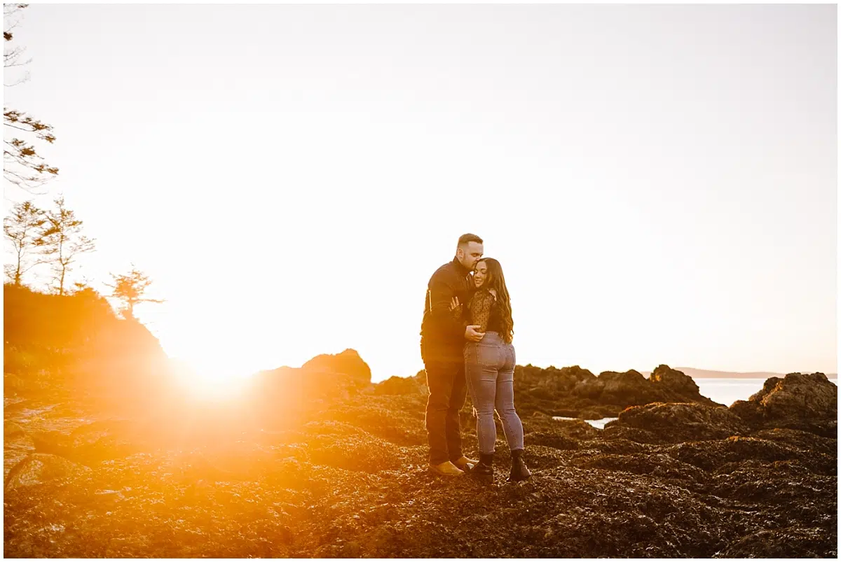 deception pass engagement session in the winter