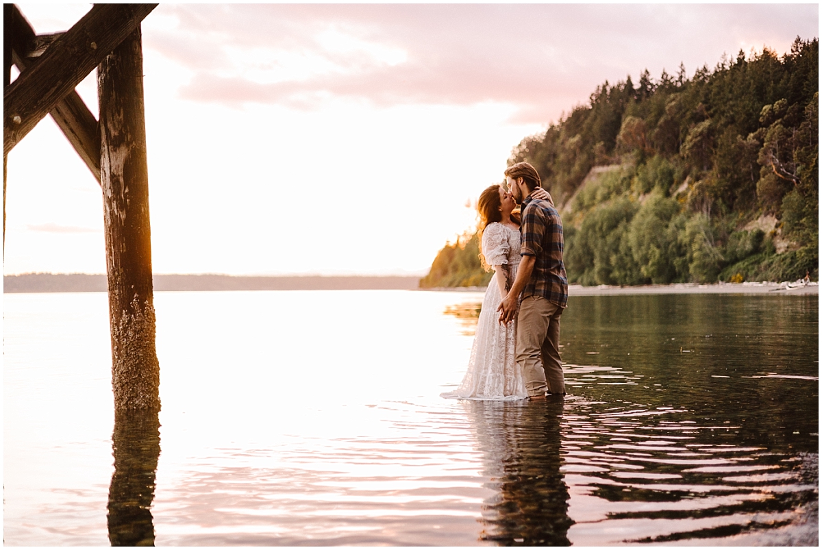 key peninsula engagement session in the water