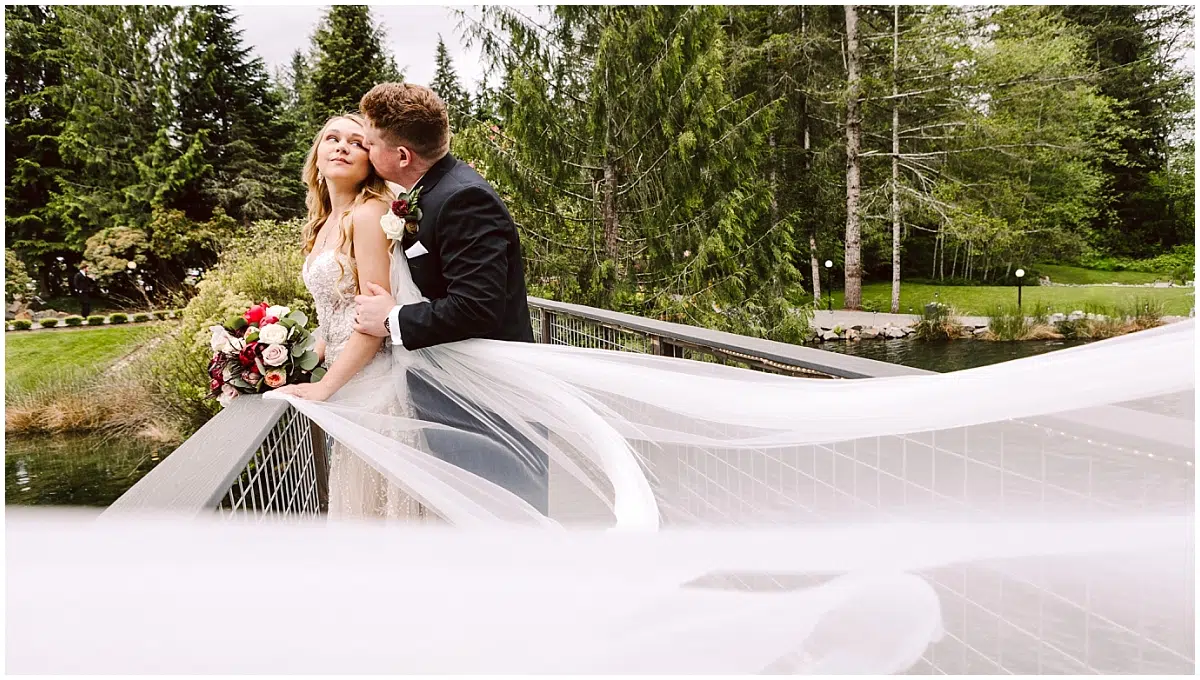 gray bridge wedding sultan wa snohomish county venue