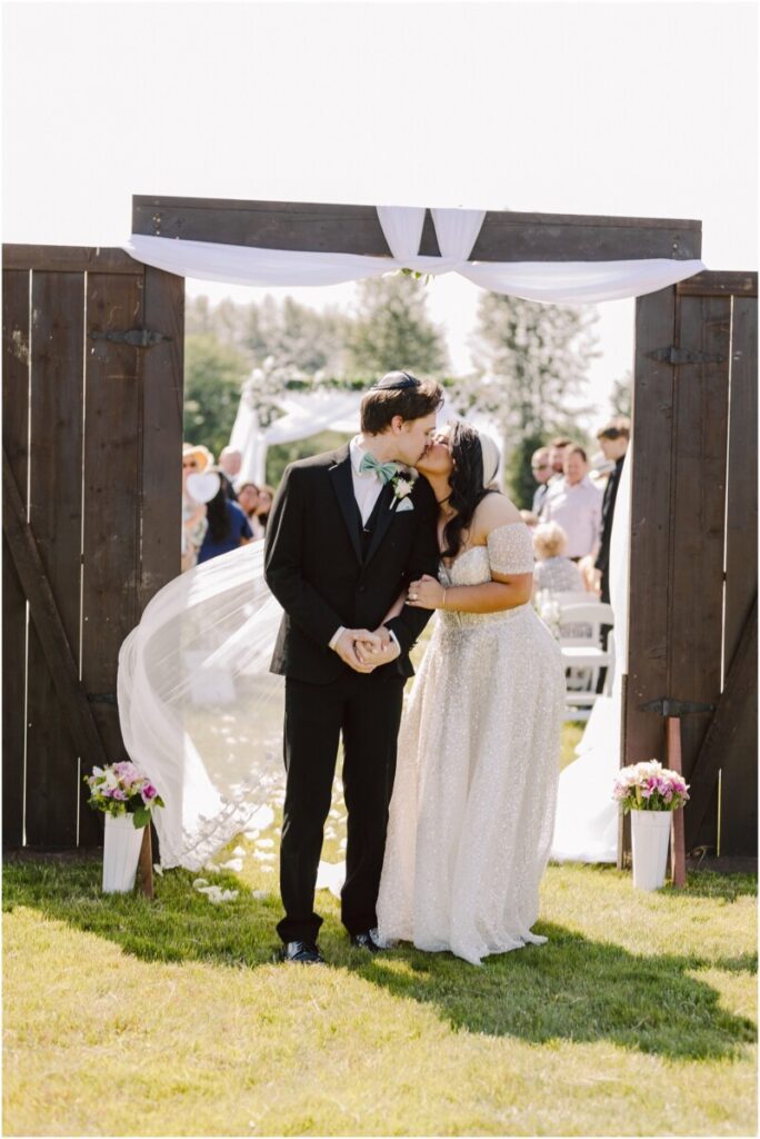 snohomish wedding photographer 6966 Seattle and Snohomish Wedding and Engagement Photography by GSquared Weddings Photography