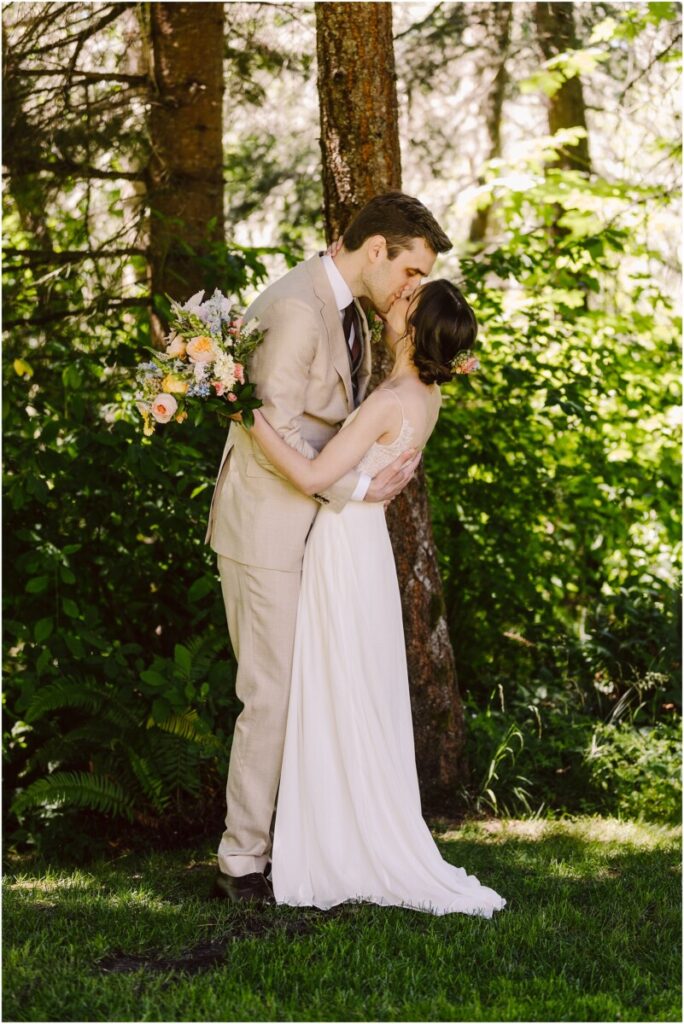 snohomish wedding photographer 7083 Seattle and Snohomish Wedding and Engagement Photography by GSquared Weddings Photography